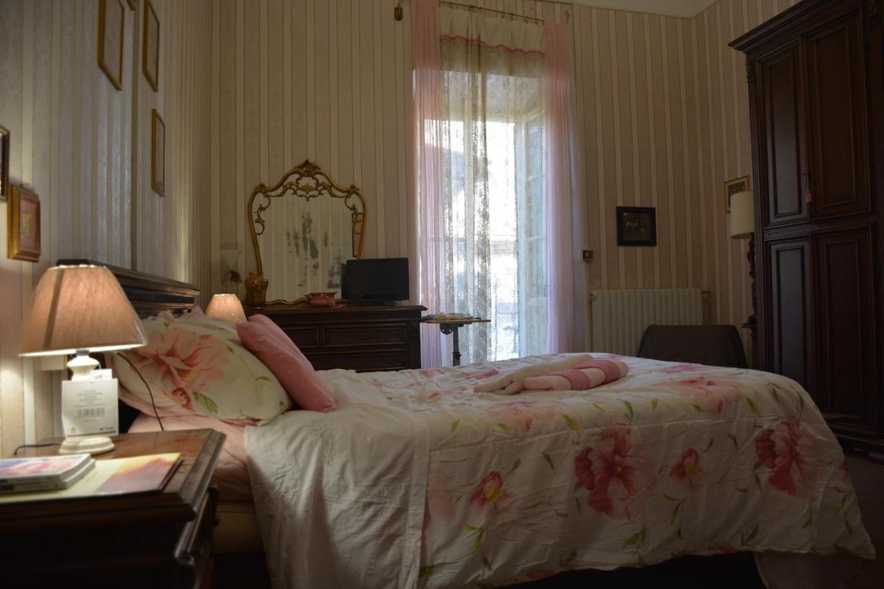アメリアScappo In Umbria, La Casa Del Duomoアパートメント エクステリア 写真
