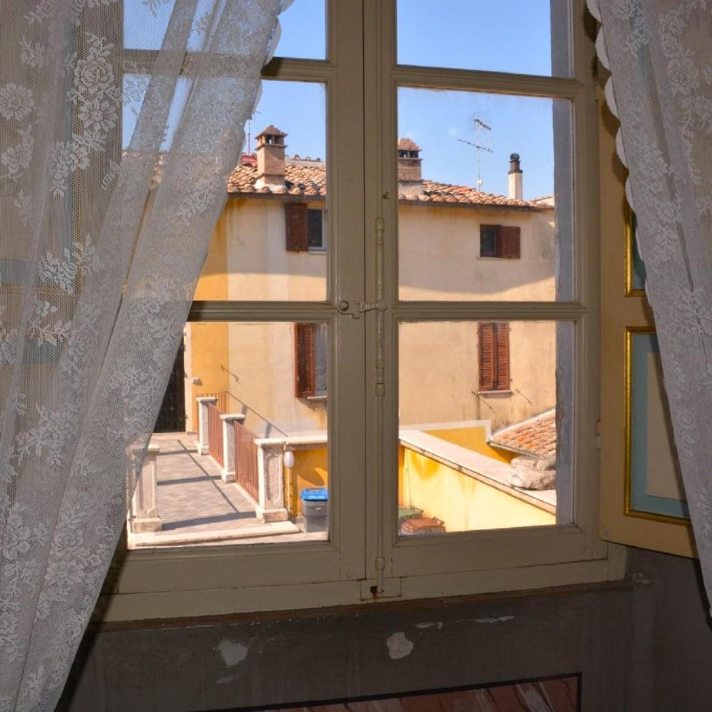 アメリアScappo In Umbria, La Casa Del Duomoアパートメント エクステリア 写真
